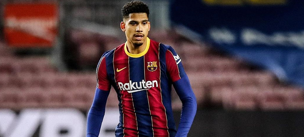 Por qué Ronald Araújo no juega hoy con Uruguay vs Arabia Saudita